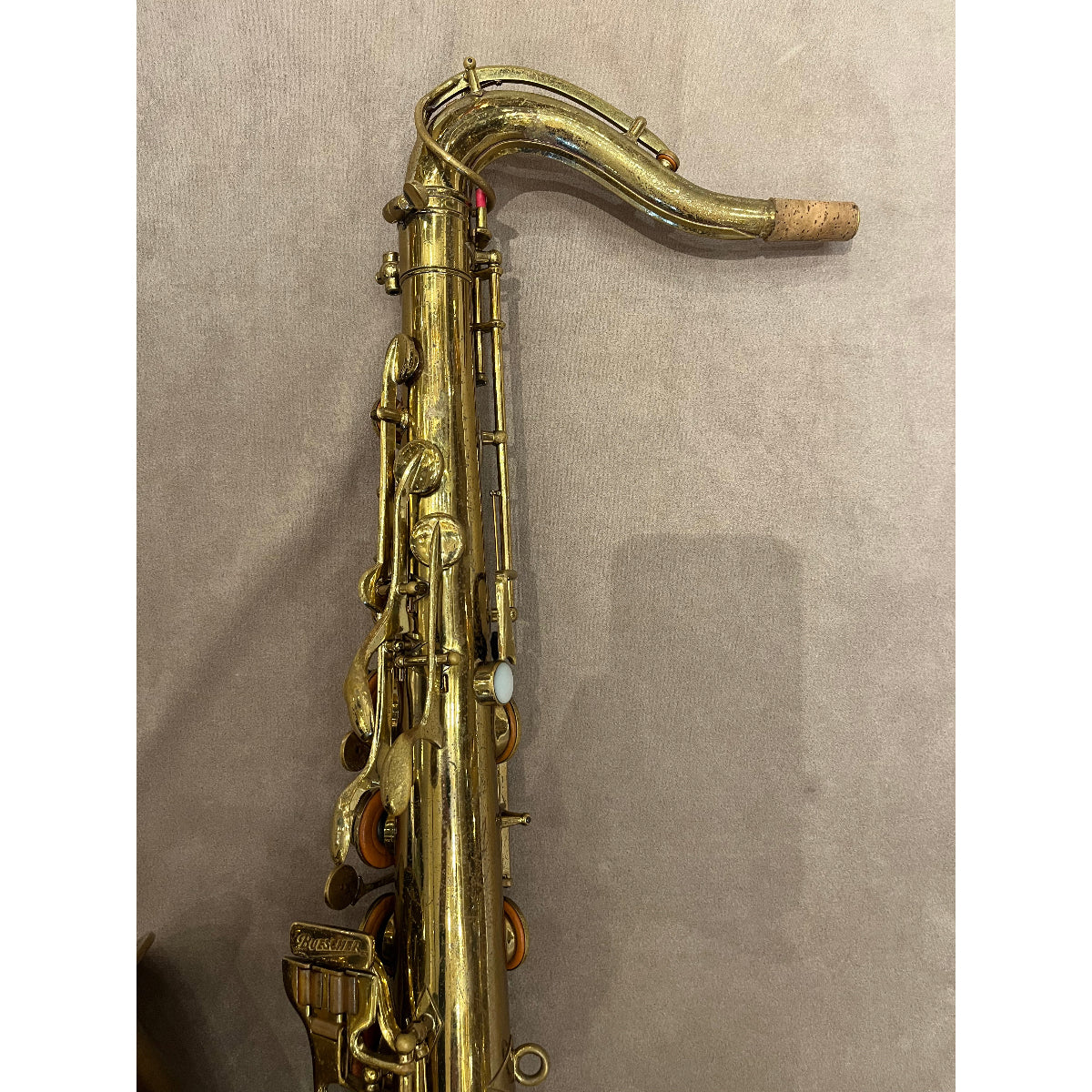 Buescher Aristocrat Series II Big B tenorsaxofoon 305692