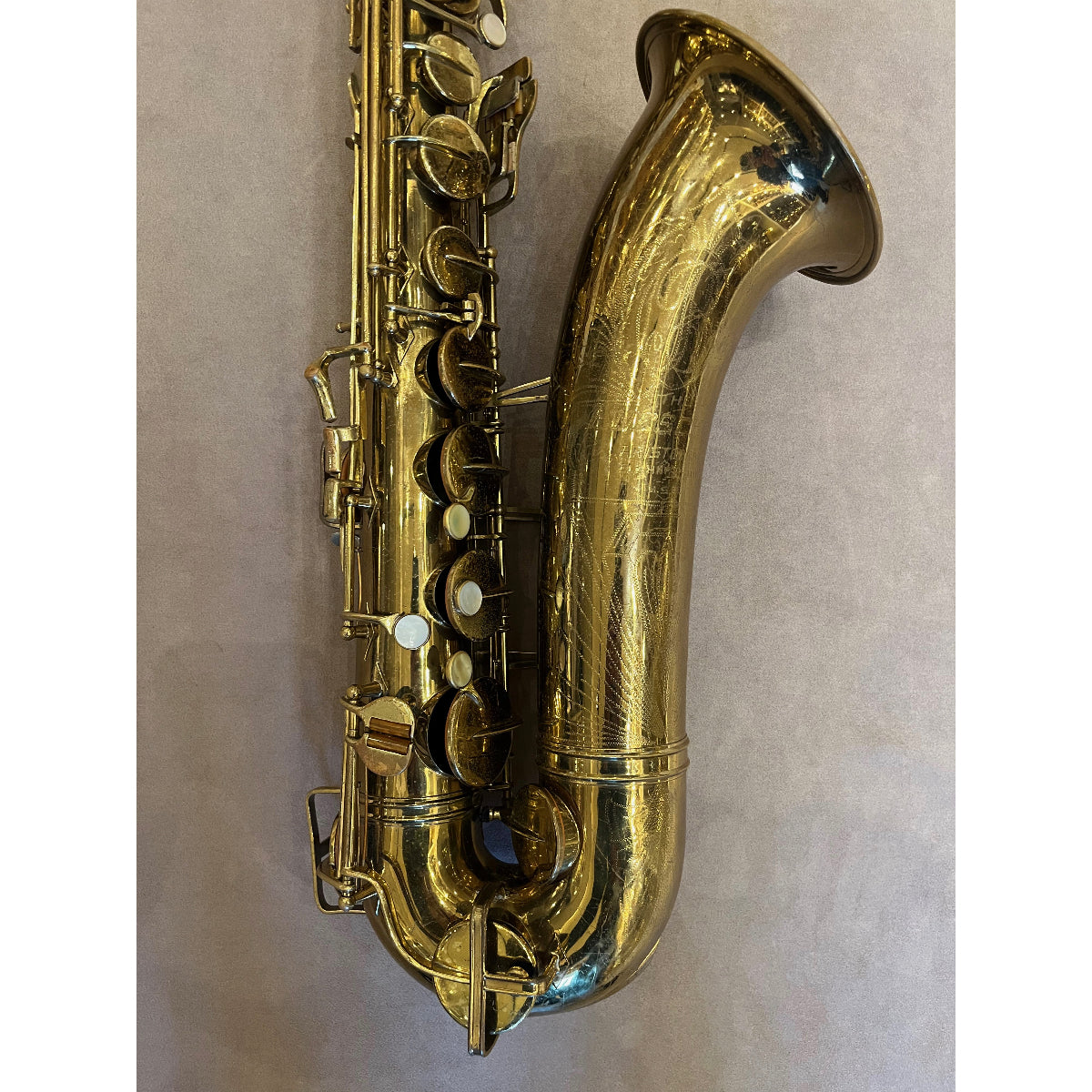 Buescher Aristocrat Series II Big B tenorsaxofoon 305692