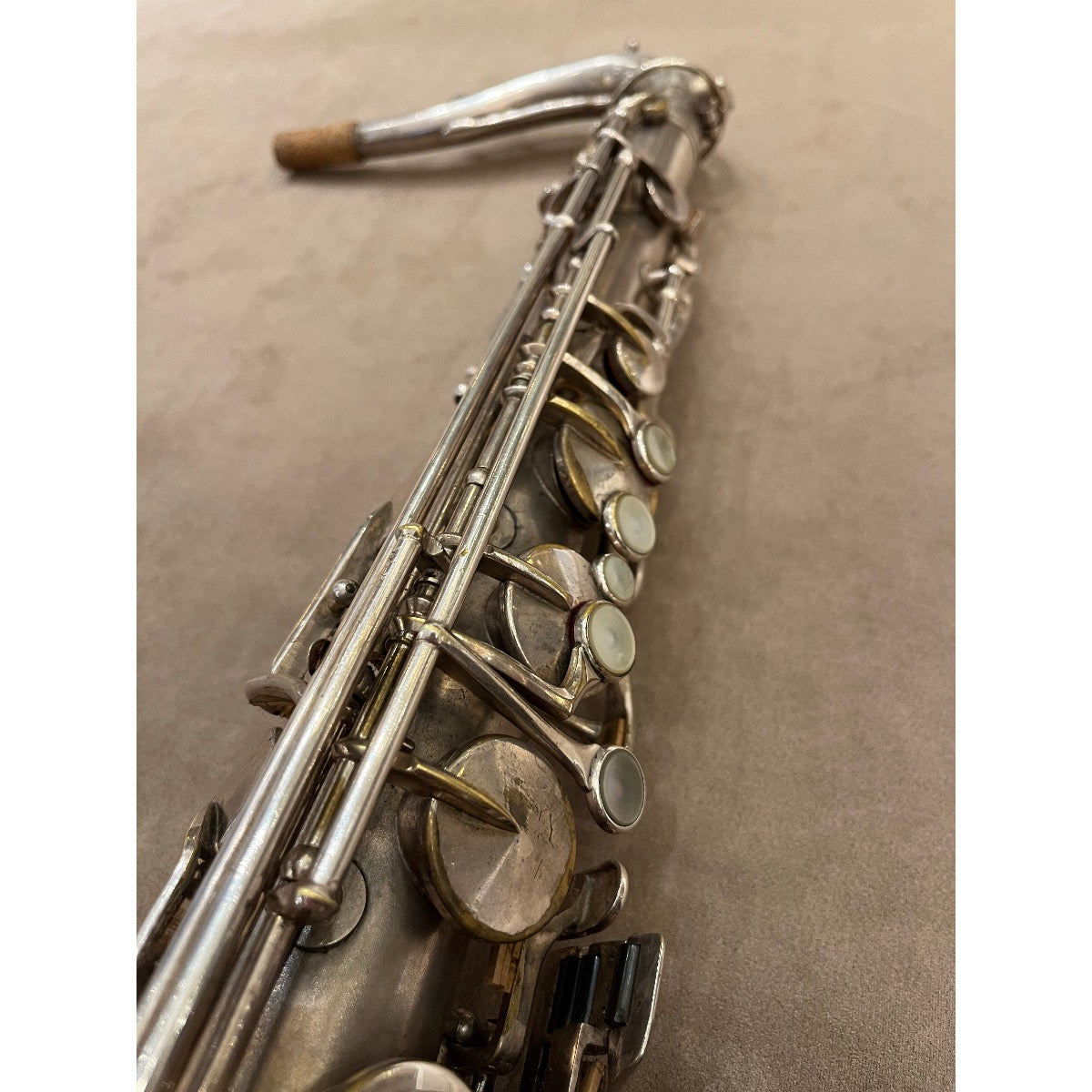 King H.N. White tenorsaxofoon 54258