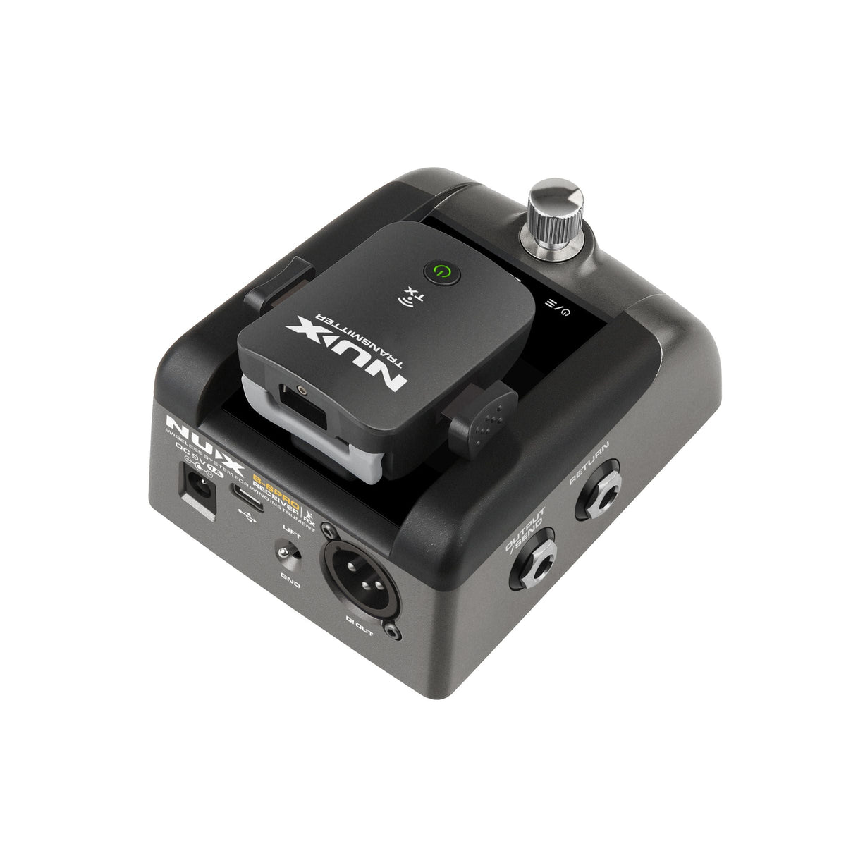 Zender van de NUX B-6 Pro laadt magnetisch op de ontvanger