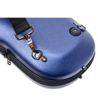 Detail van de schouderband aan de blauwe Micro ZIP koffer
