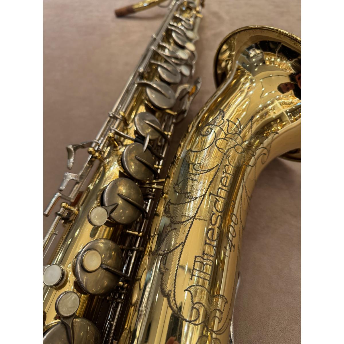 Buescher 400 tenorsaxofoon 557066