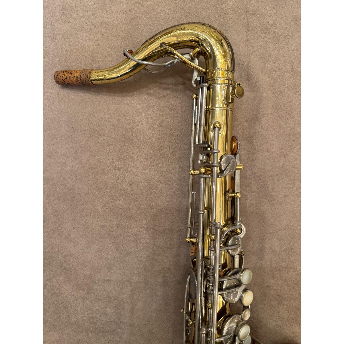 Buescher 400 tenorsaxofoon 557066