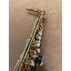 Buescher Aristocrat Series III altsaxofoon 372472