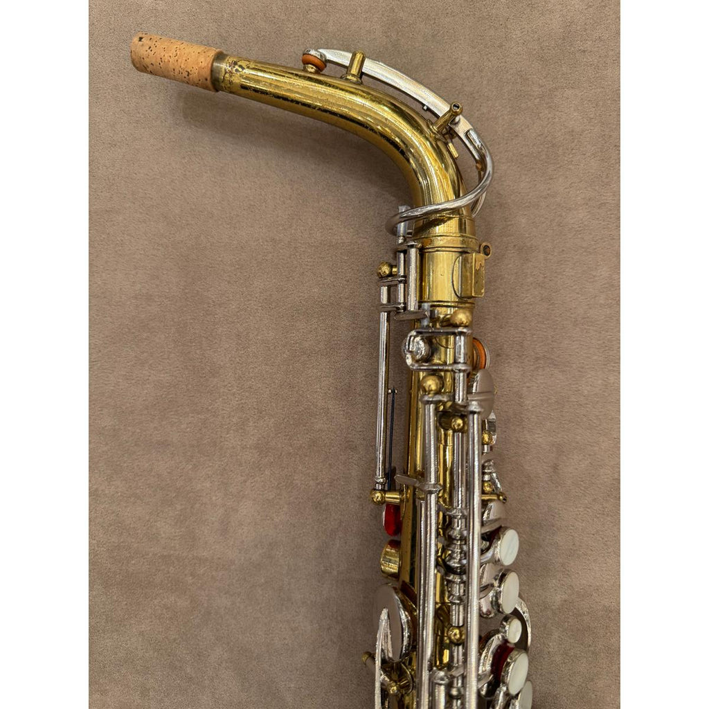 Buescher Aristocrat Series III altsaxofoon 372472