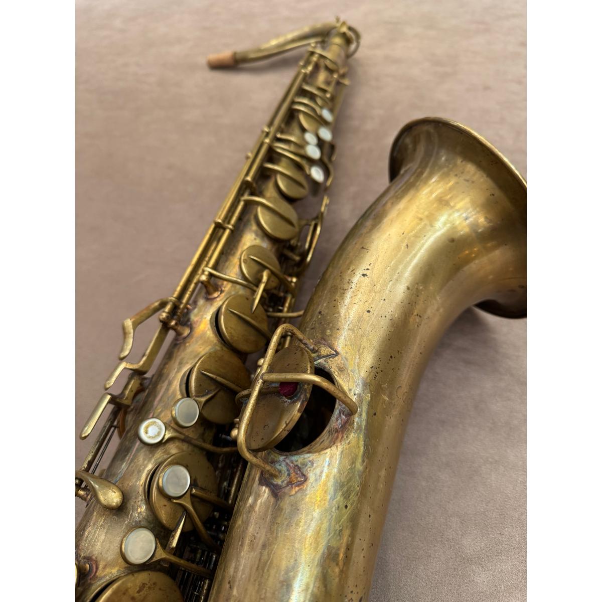 Conn New Wonder "Chu Berry" tenorsaxofoon 251935