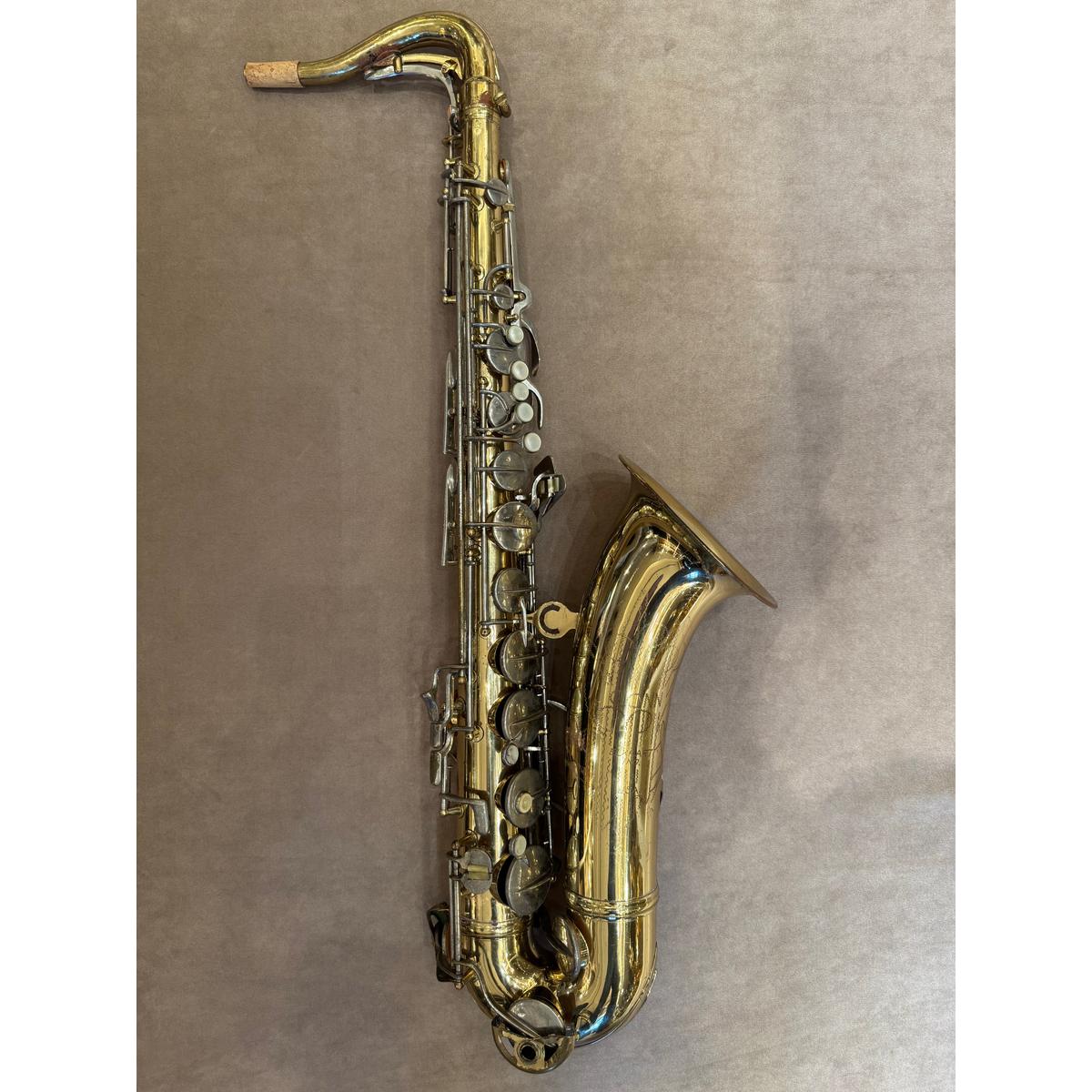 Conn 10M tenorsaxofoon K17226
