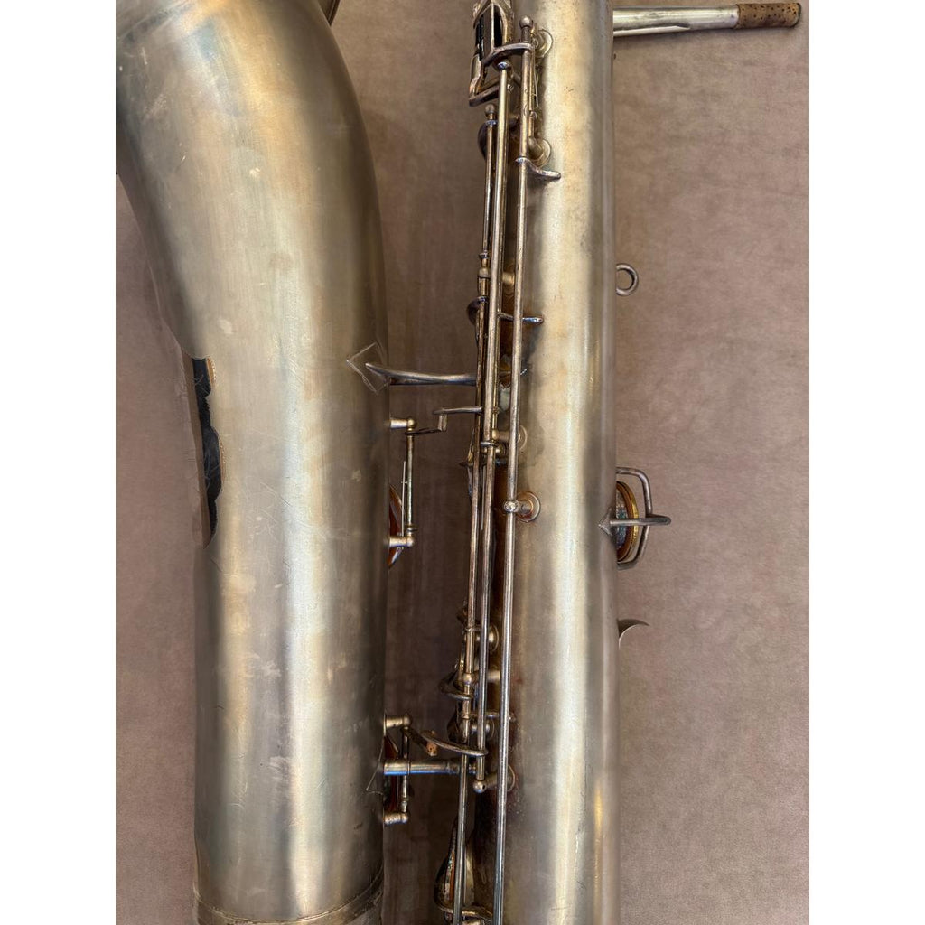 Pan American (Conn) bassaxofoon 43316