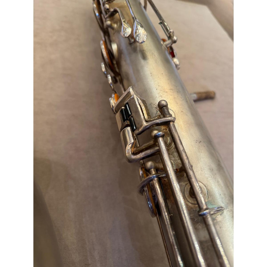 Pan American (Conn) bassaxofoon 43316