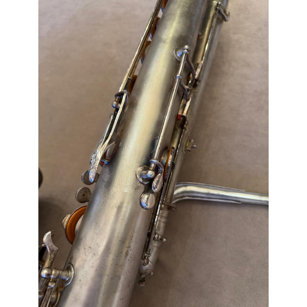 Pan American (Conn) bassaxofoon 43316