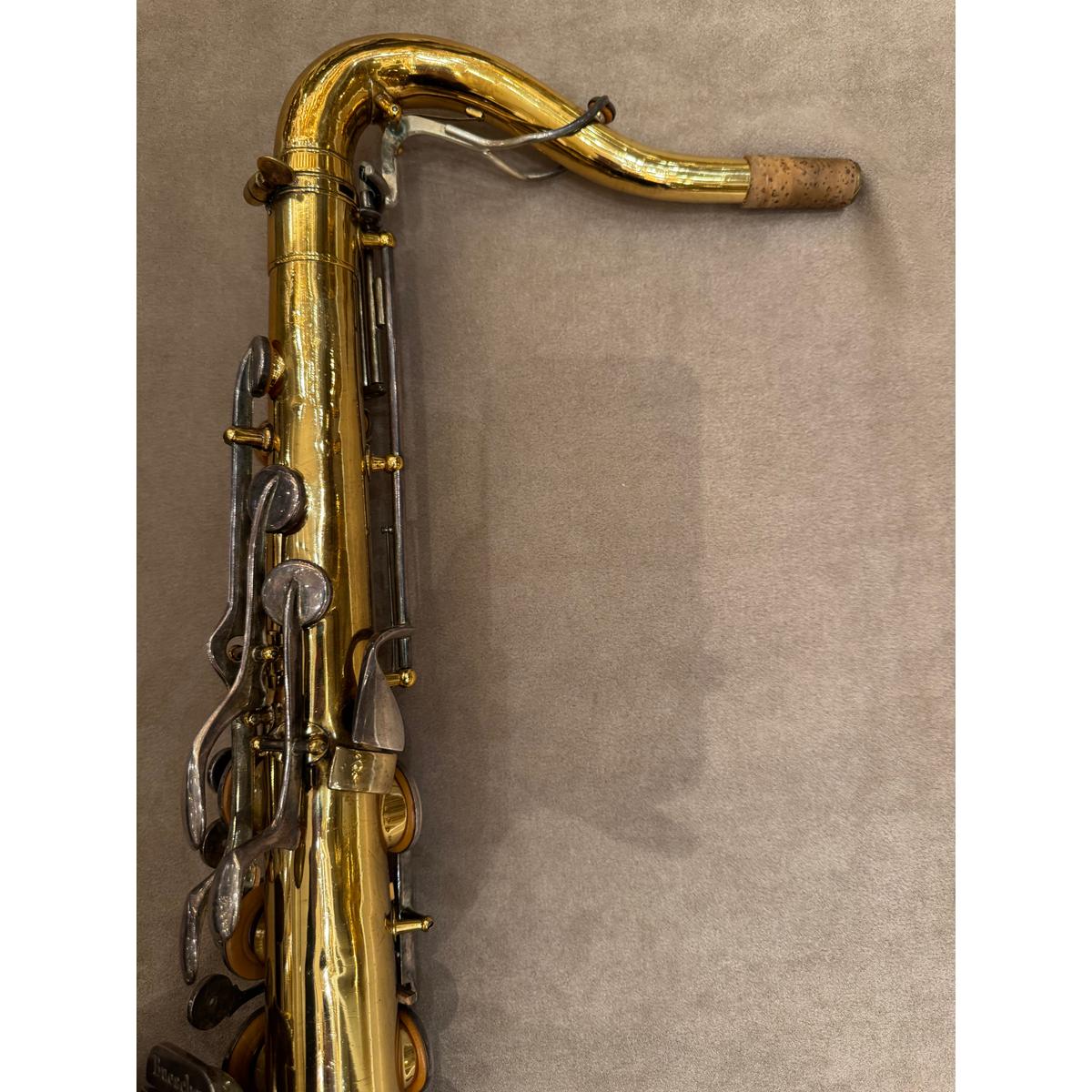 Buescher 400 tenorsaxofoon 457006