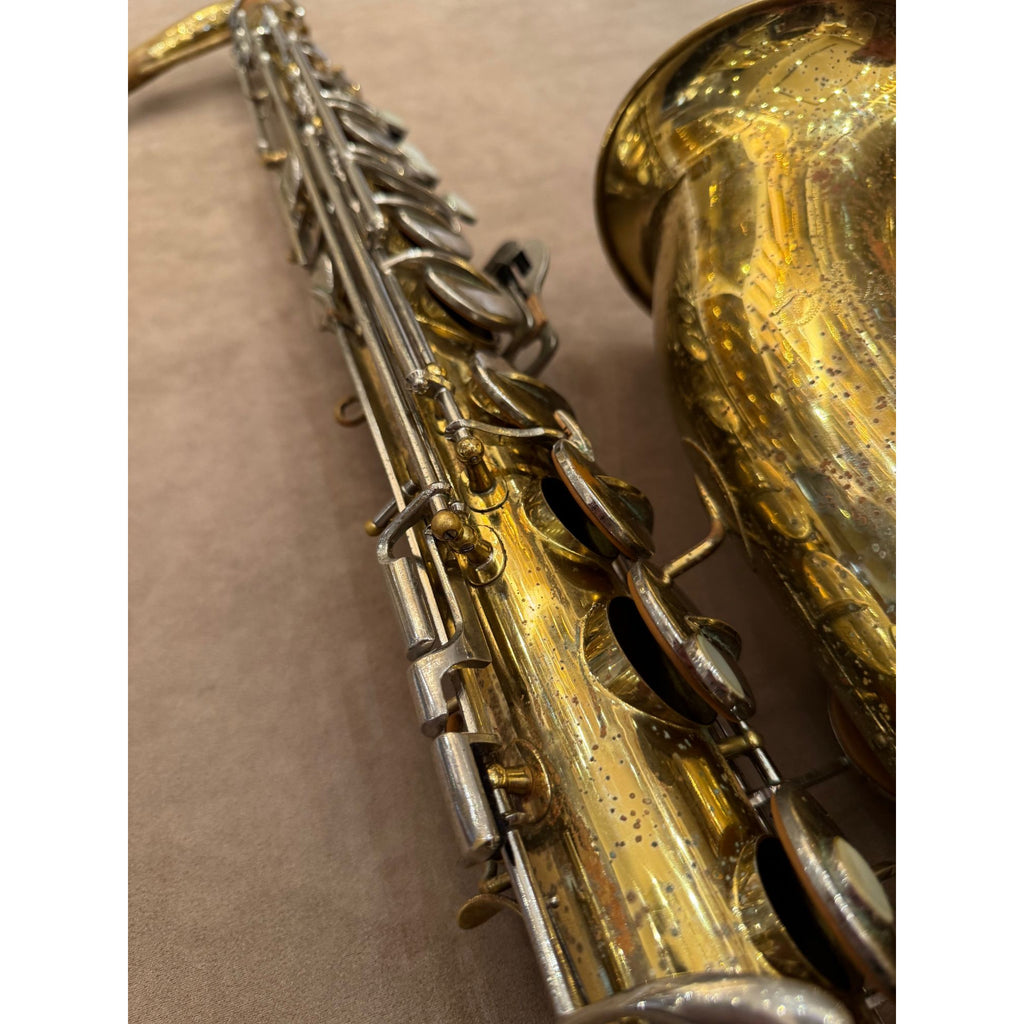 Buescher Aristocrat Series IV tenorsaxofoon 381327