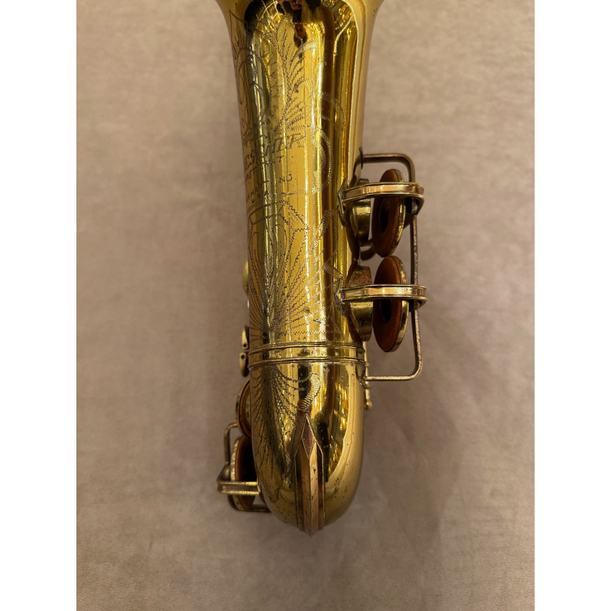 Buescher Aristocrat Big B altsaxofoon 329848