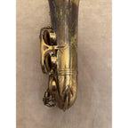 Selmer Paris Mark VI altsaxofoon 183887 onderzijde en serienummer