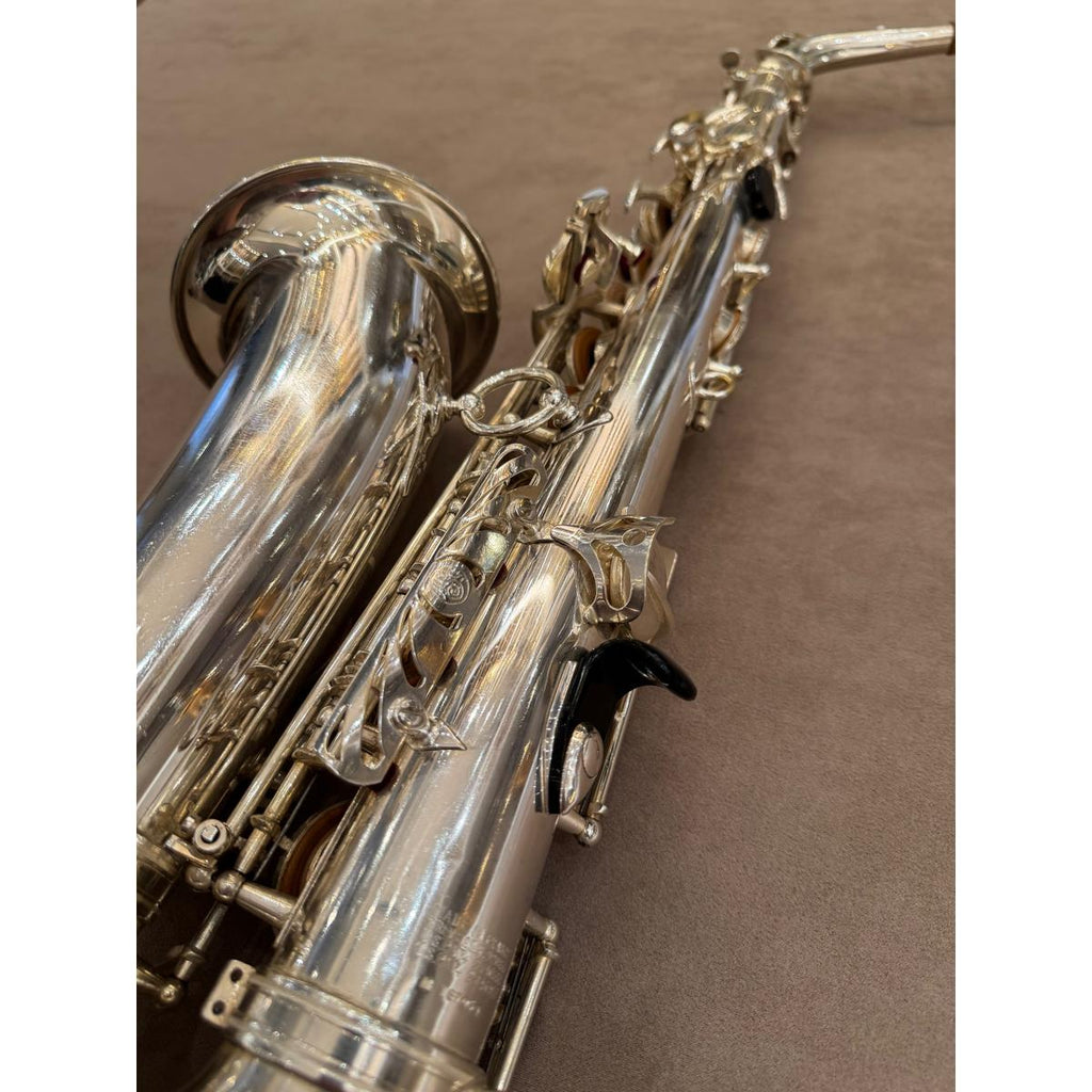 Selmer Paris Mark VI altsaxofoon 187059 mechaniek aan de achterzijde