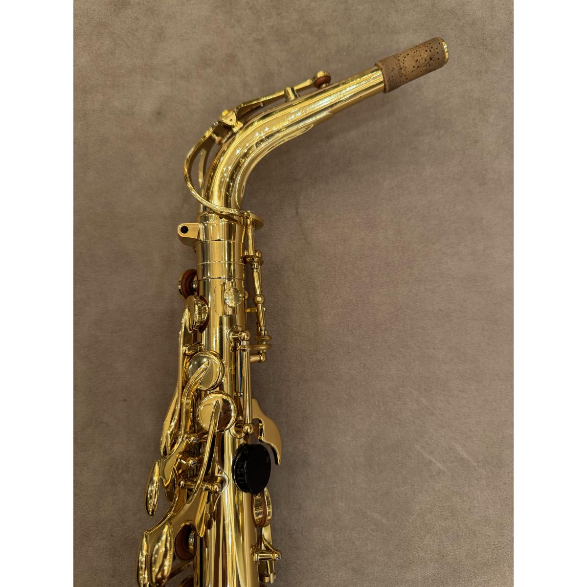 Yamaha YAS-62 altsaxofoon D54296 hals en achterzijde