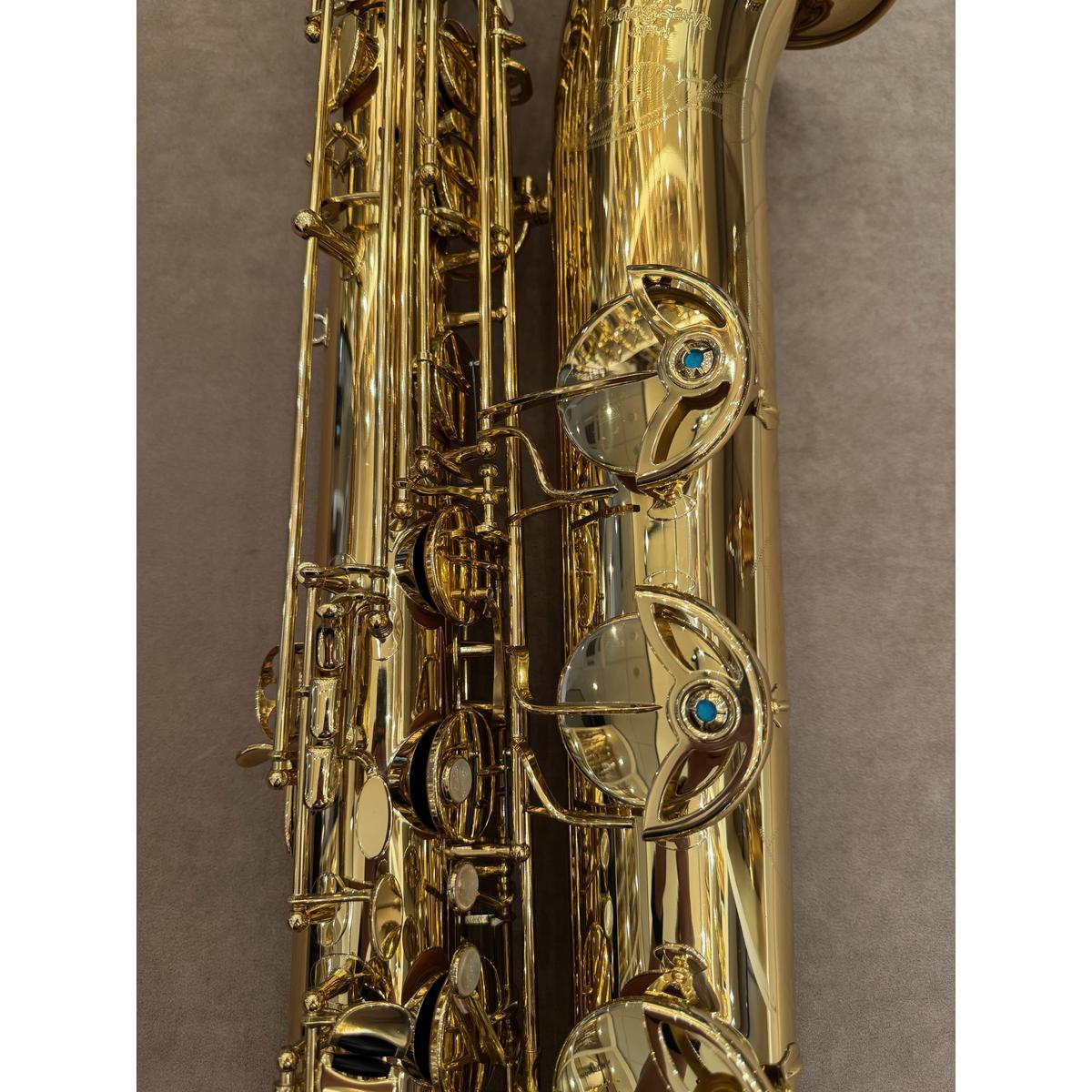 Yanagisawa B-WO1 baritonsaxofoon 417867 mechaniek detail