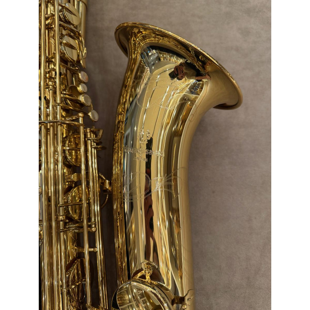 Yanagisawa B-WO1 baritonsaxofoon 417867 bekergravure