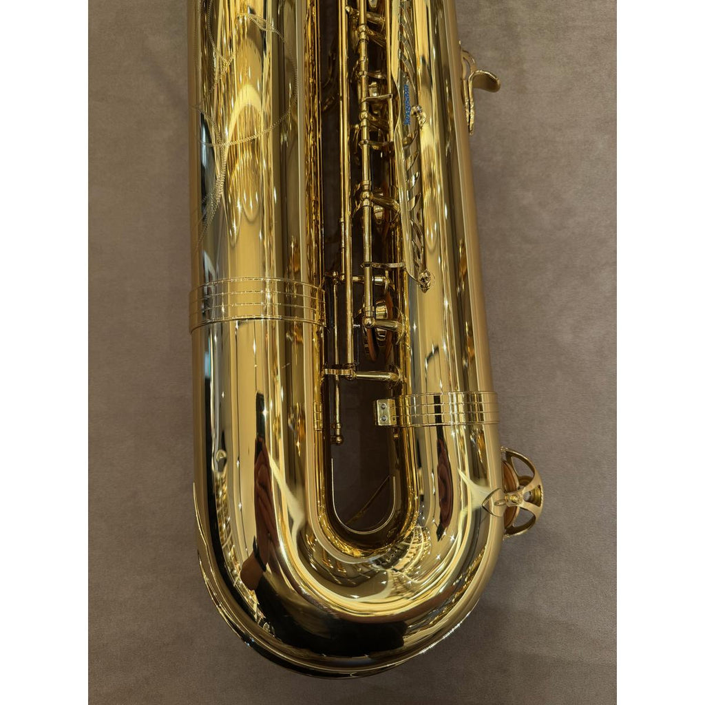 Yanagisawa B-WO1 baritonsaxofoon 417867 bocht en lage A