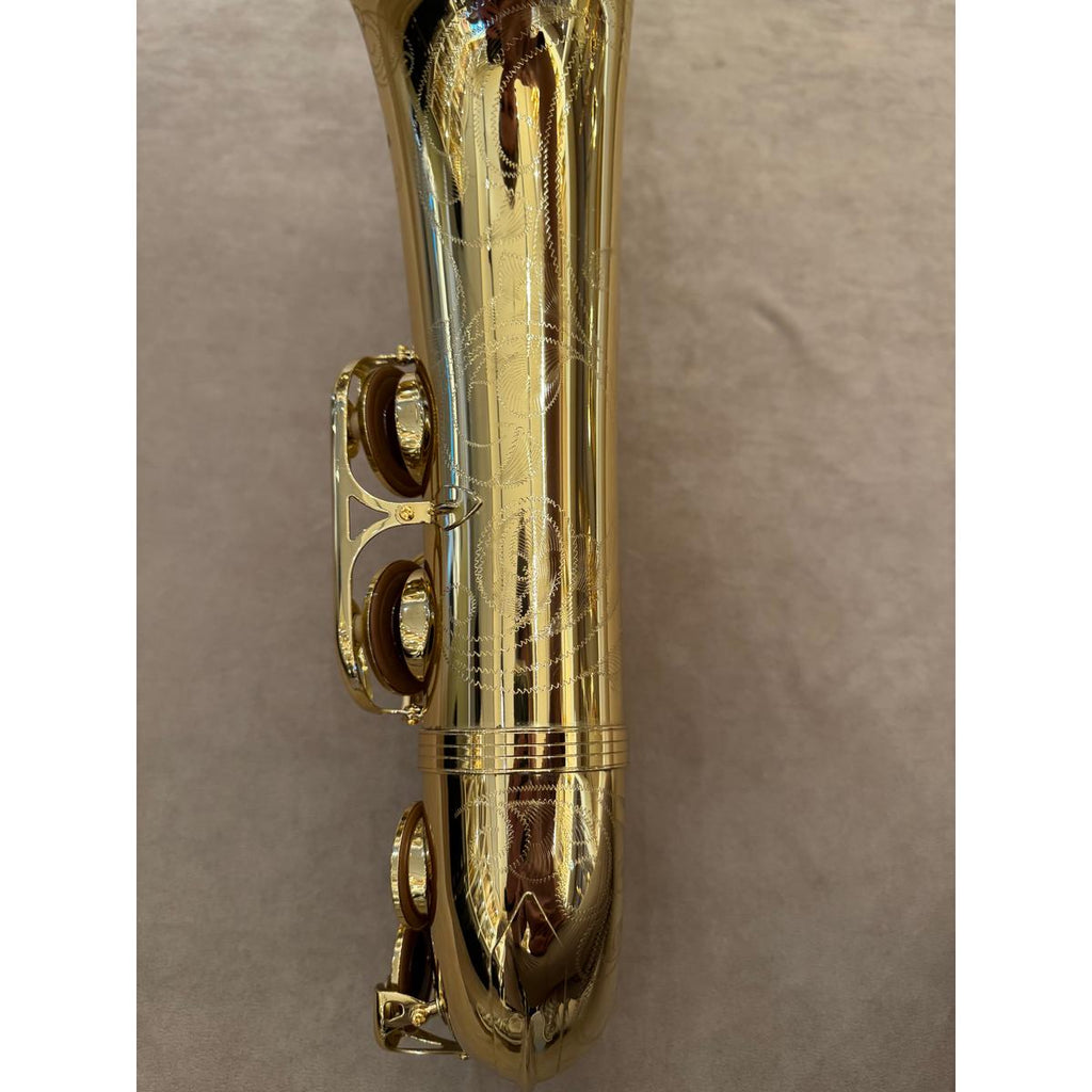 Yanagisawa T-WO10 Elite tenorsaxofoon 385612 gravure en onderzijde