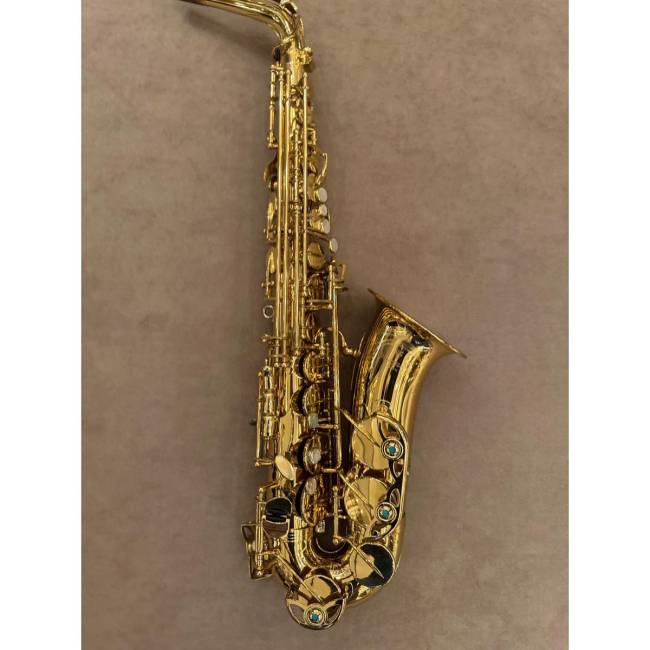 Yanagisawa A-WO1 altsaxofoon 352037 GERESERVEERD